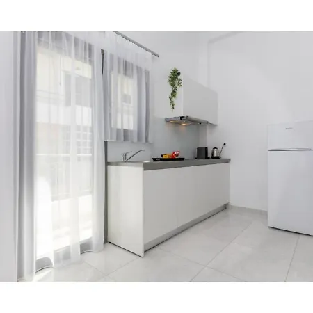 Angelana Luxury Ochre Apartment *
